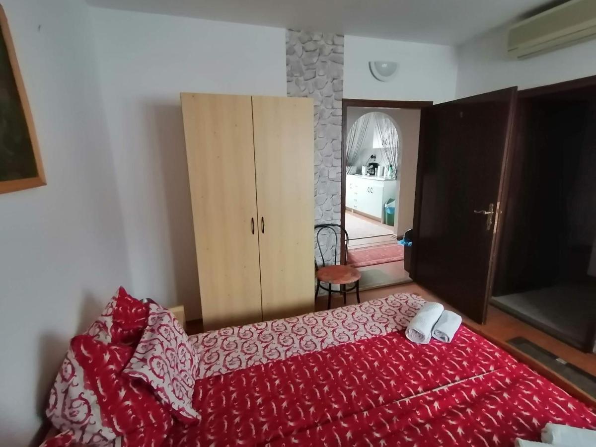 Joos Apartman ชาร์วาร์ ภายนอก รูปภาพ